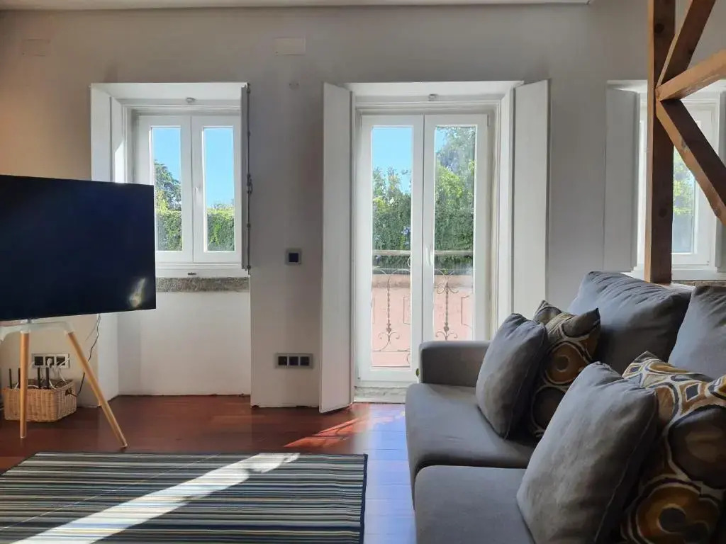 1881 Historical duplex Suite