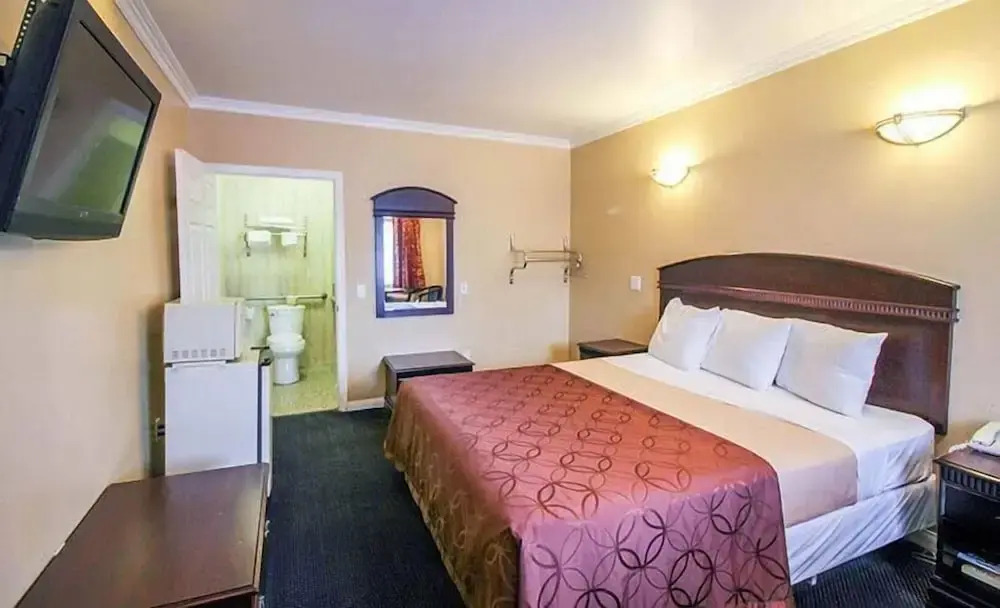 Carlton Motor Lodge