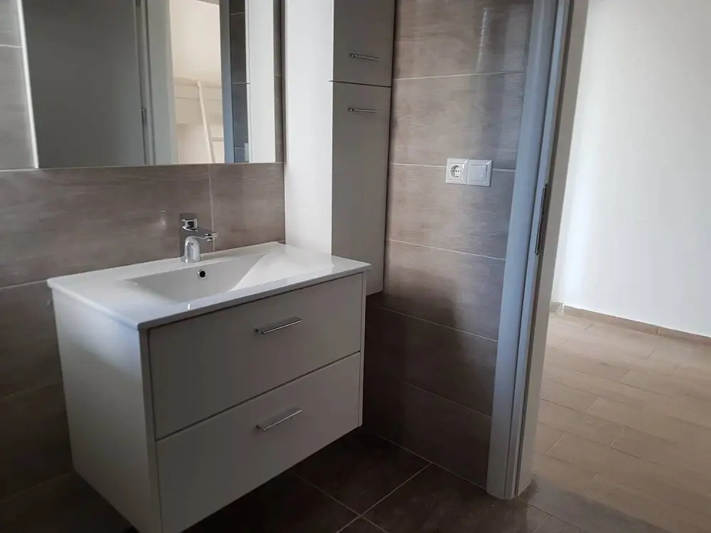 Beautiful Apartments - Perfect Location