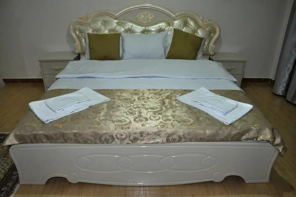 White Palace Hotel