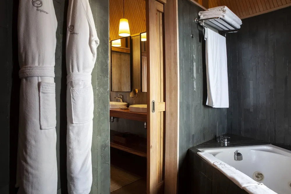 Explora en Rapa Nui - All Inclusive