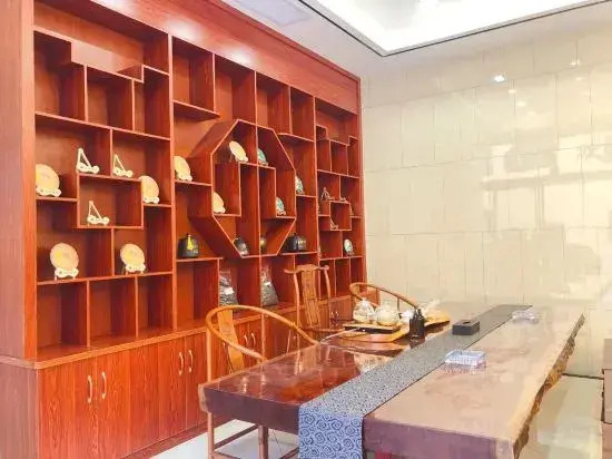 Mengla Kaiyi Boutique Hotel