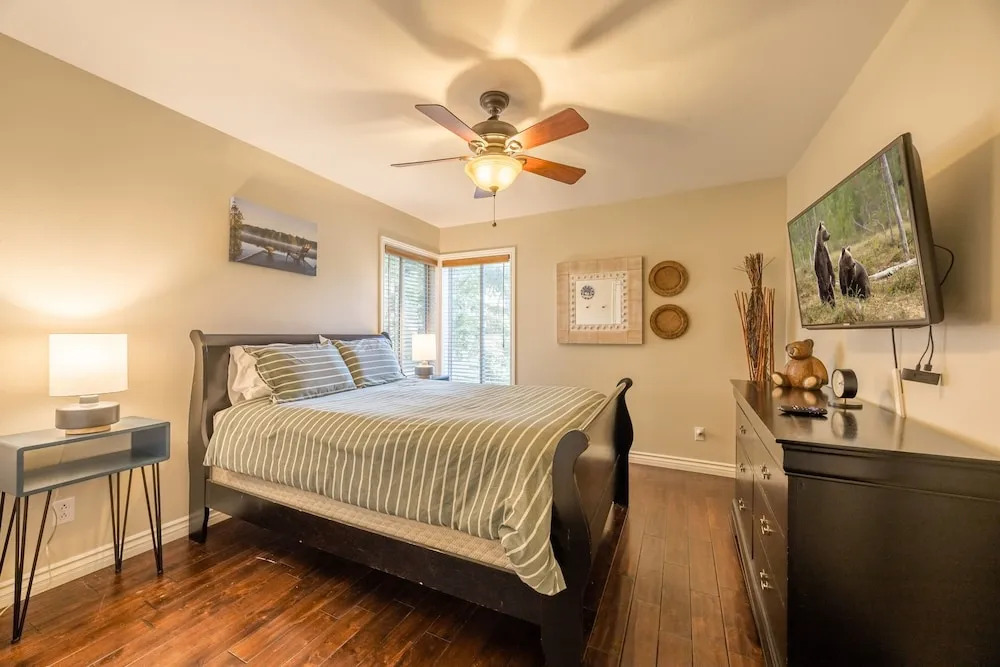 23 - Big Bear Lakeview Lodge 3 Bedroom Home