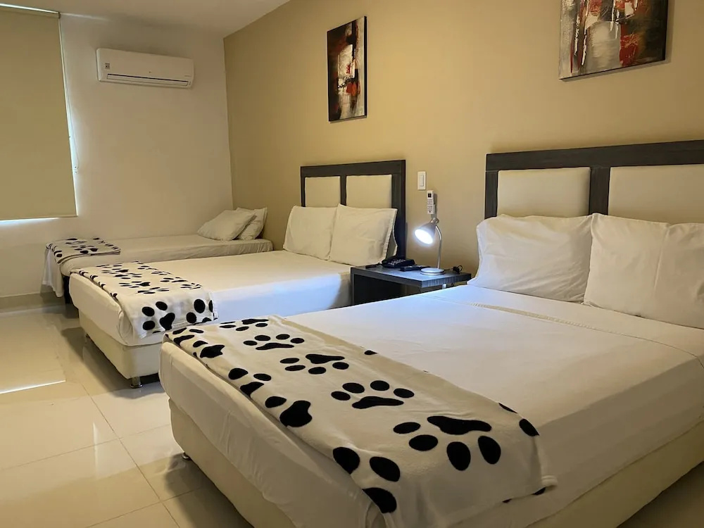 Hotel La Esperanza Ciudad Jardín