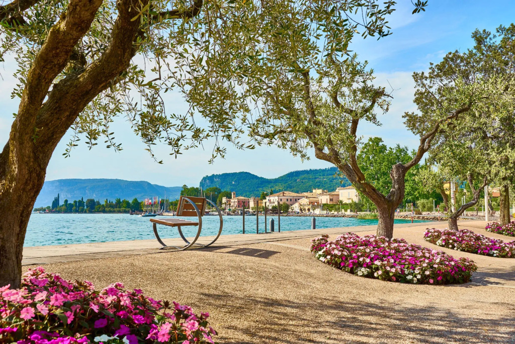 Bardolino Garden Pool & Tennis