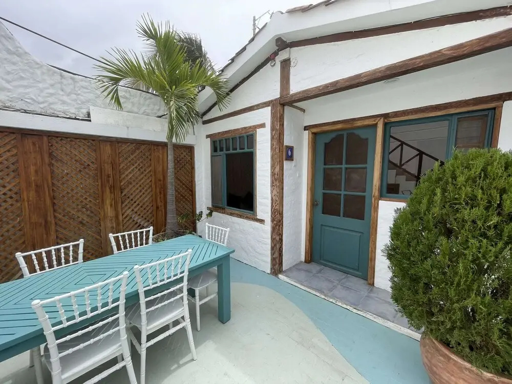 Hosteria Punta Blanca