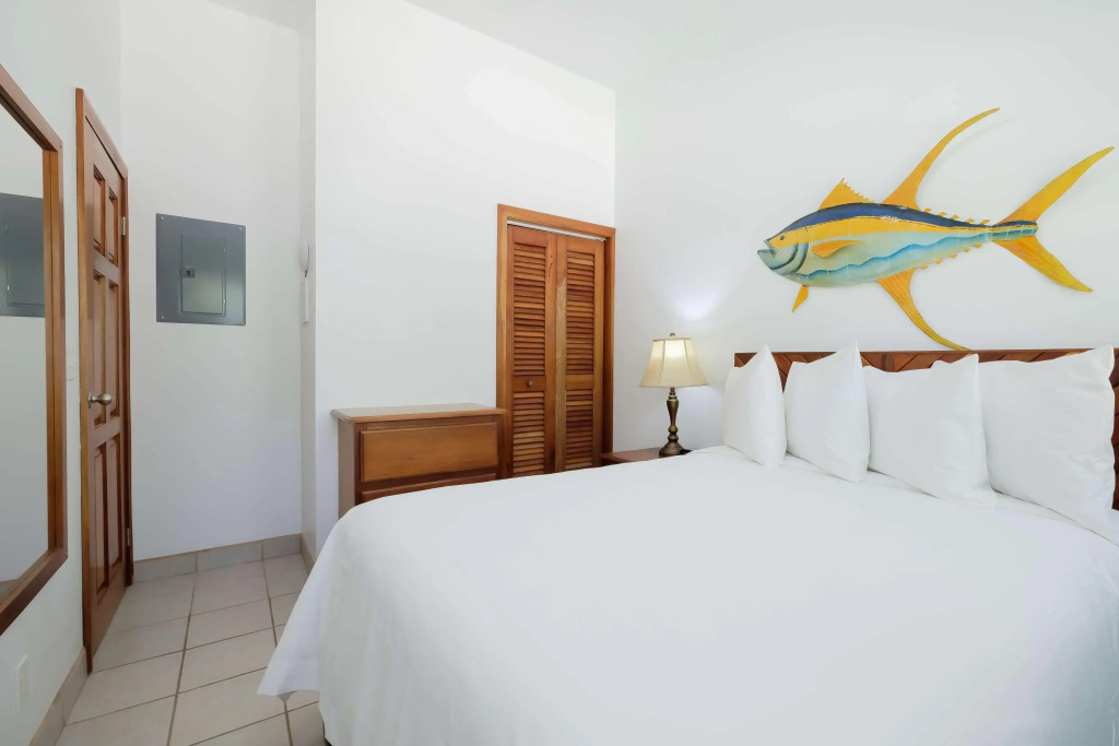 Best Western Grand Baymen Gardens