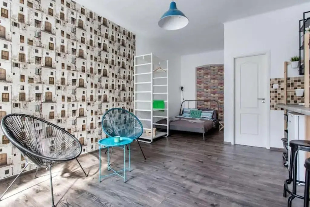 BpR Colorist Apartments
