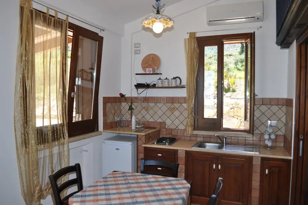 Villa Elena vicino la Riserva naturale dello Zingaro
