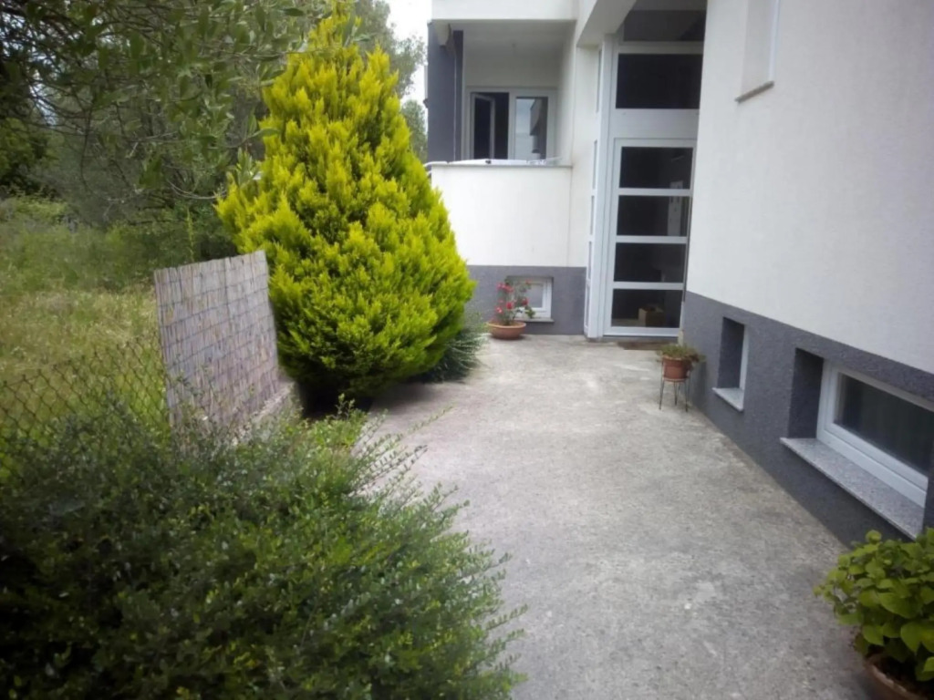 Fuzu - A2(2+1) in Bibinje