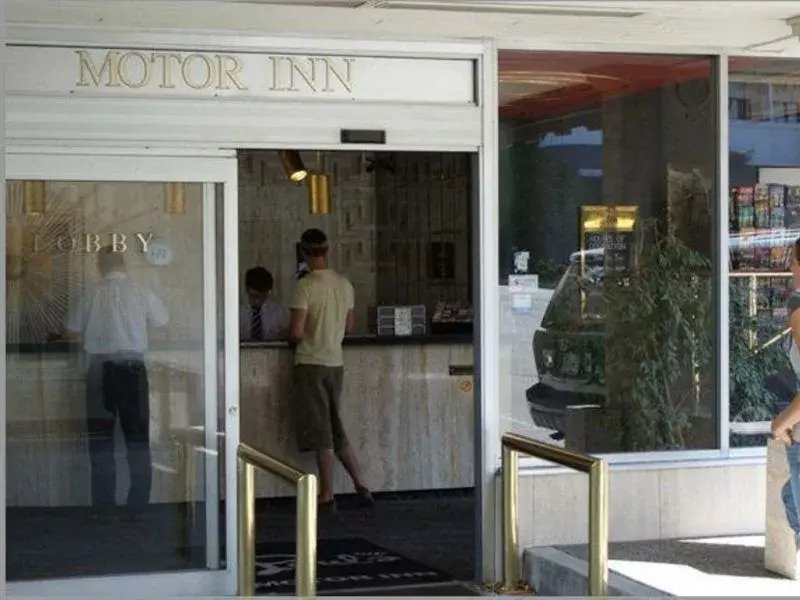 Pauls Motor Inn