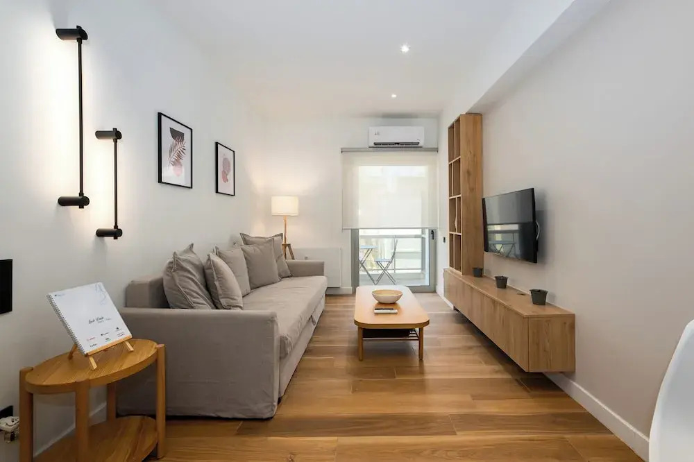 Plaka Gem in Prime Location