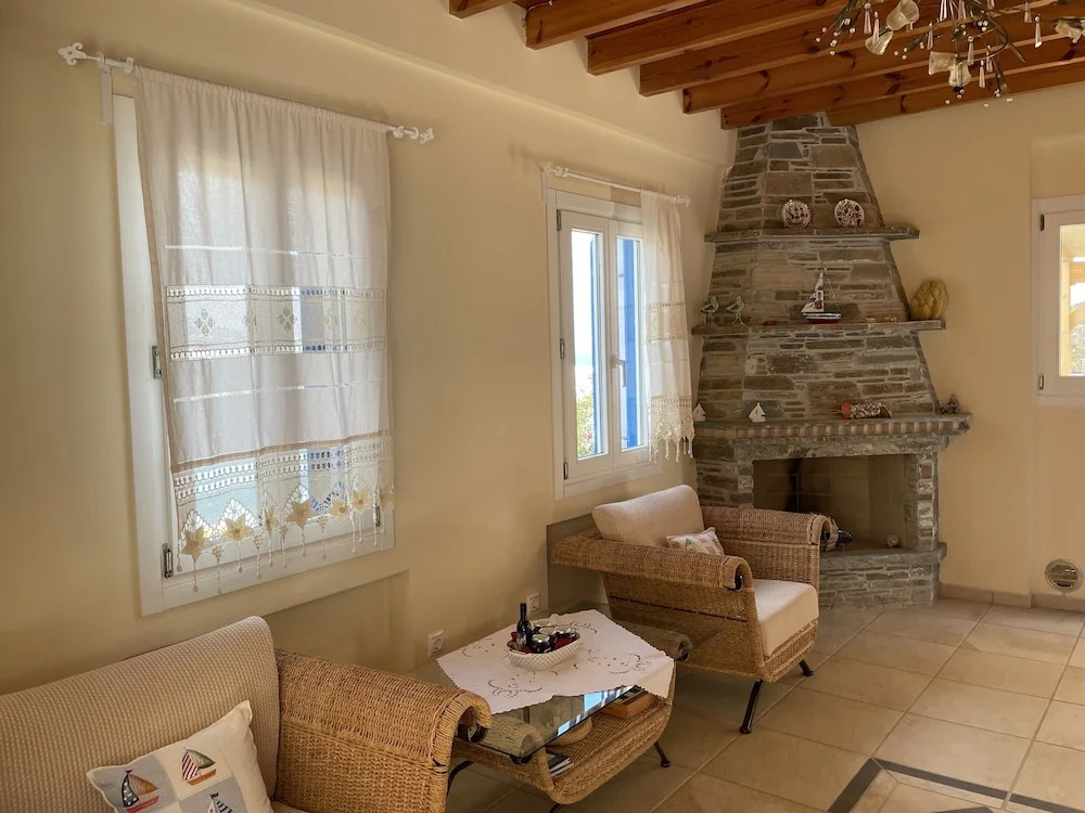 Monolithos Villas