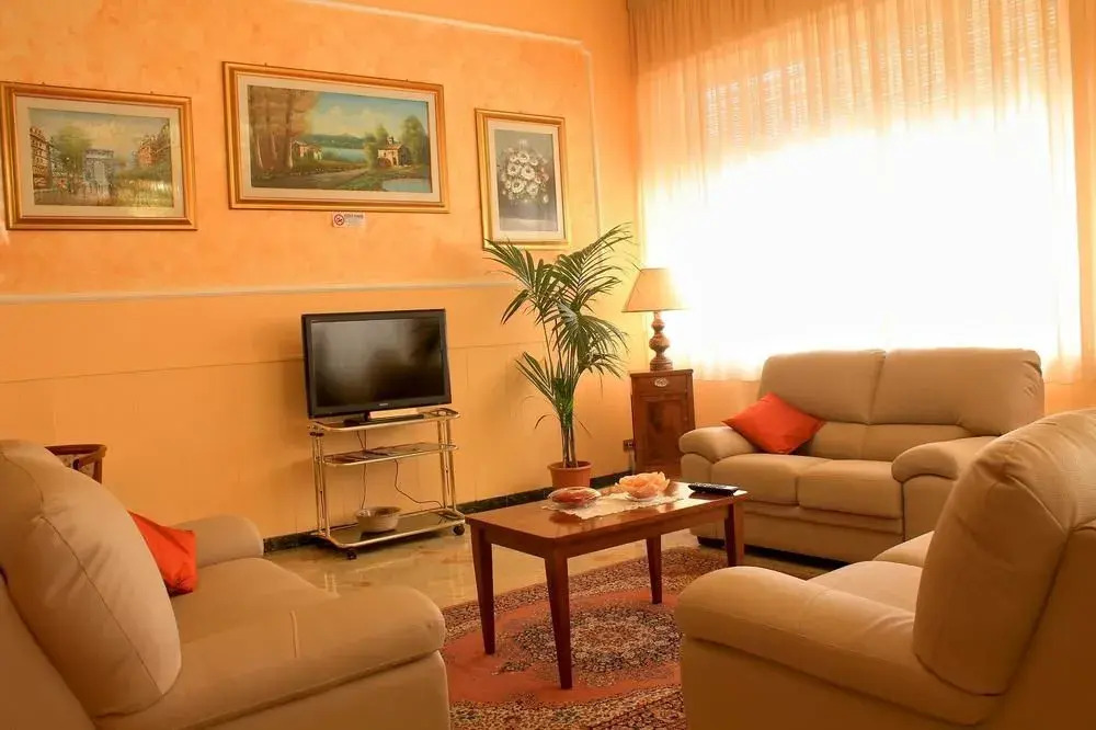 PARK HOTEL