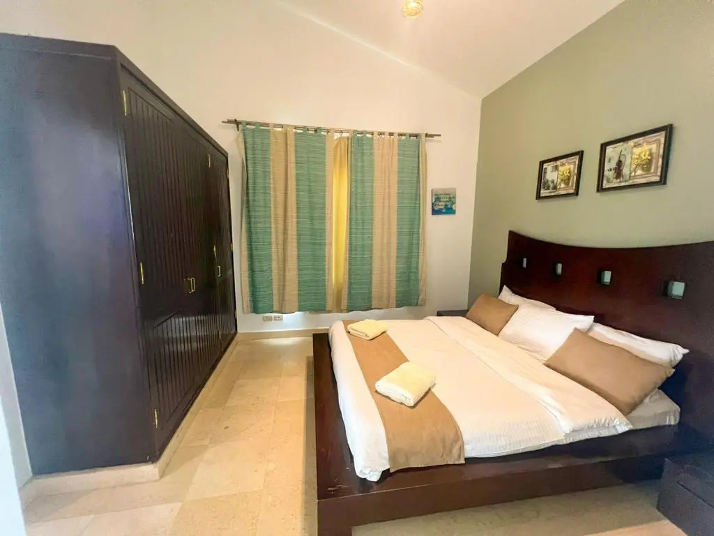 Luxury 4 bedroom villa with a heated pool