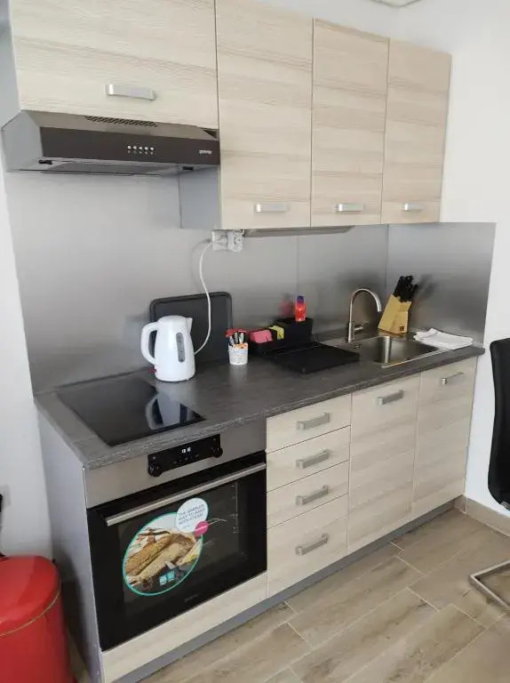 Happy Apartment