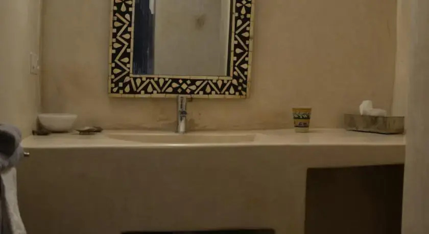 Riad Light of Life