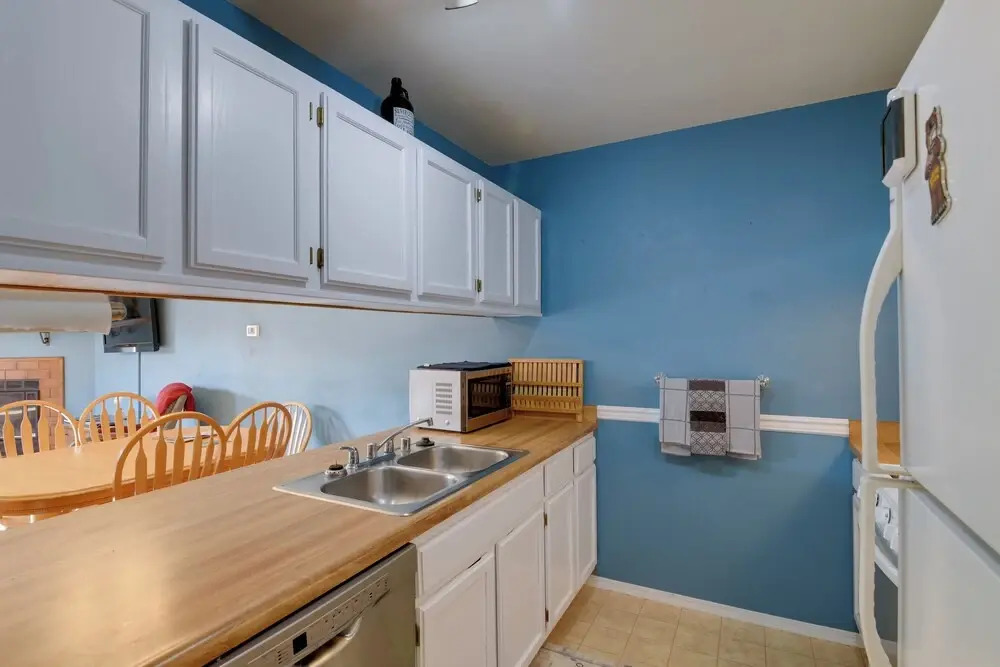 Charming Anchorage Home w/ Grill + Deck!