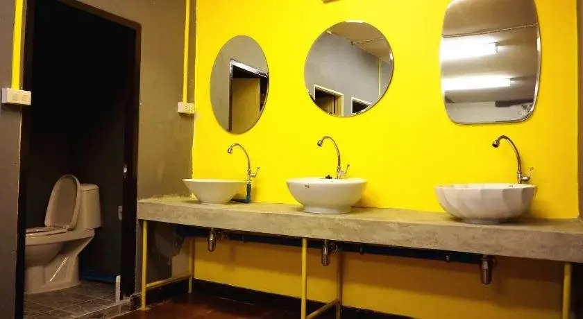 IDeer Hostel