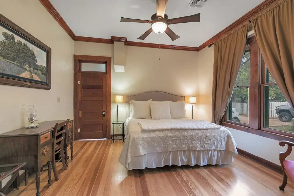 Charming Historic Home one Block From Mainst