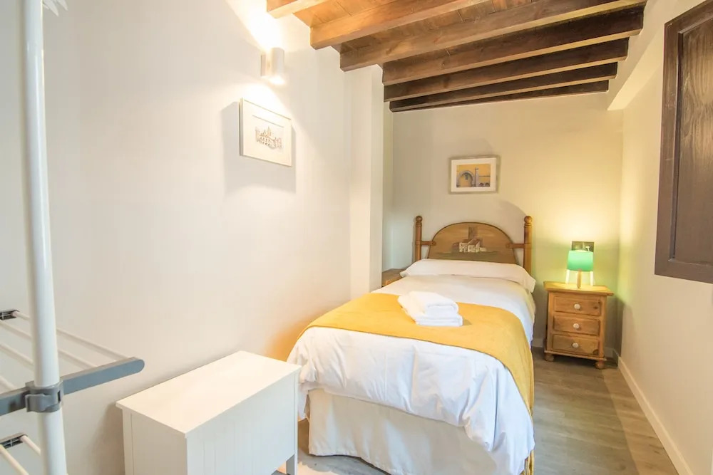 TuGuest Alhambra Apartments