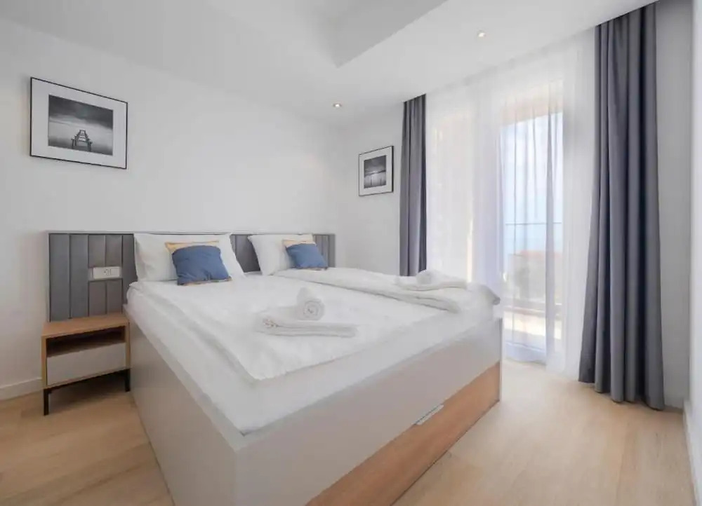 One bedroom apartment with pool Jane