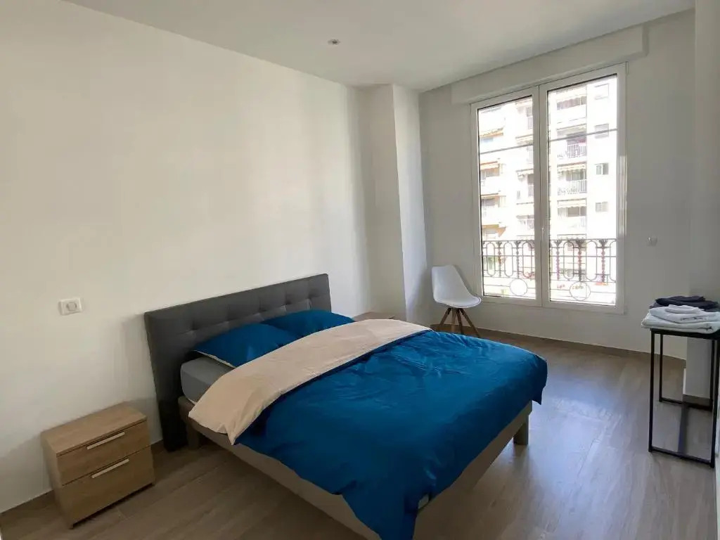 219 Promenade