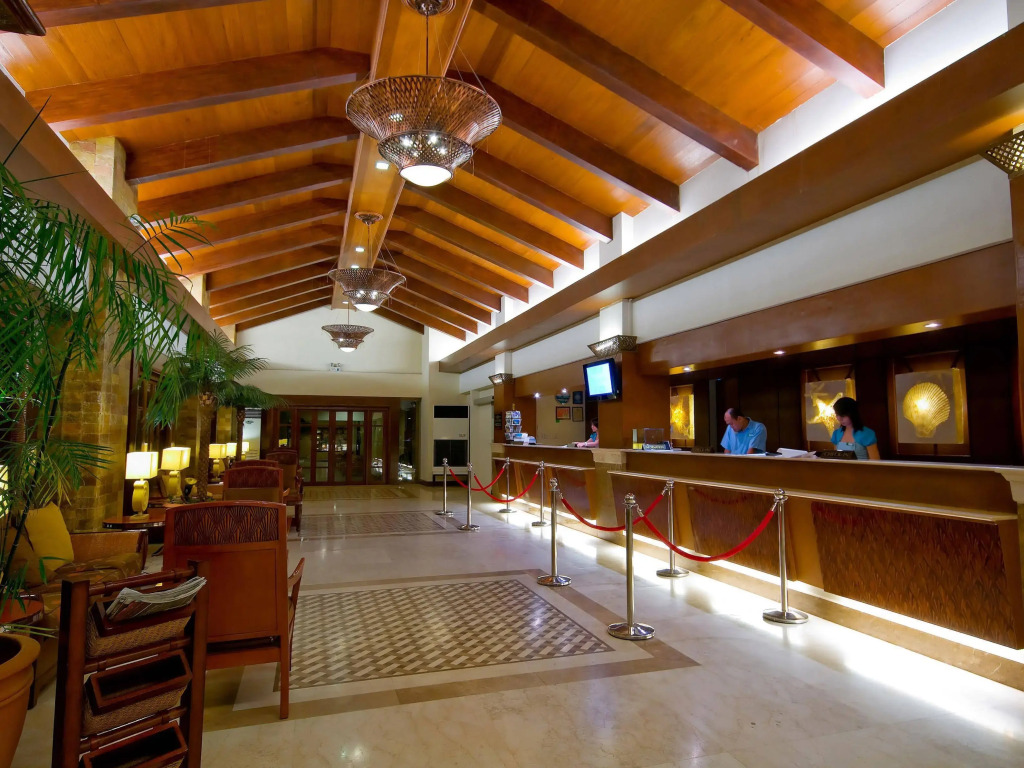 Emerald Island Hotel