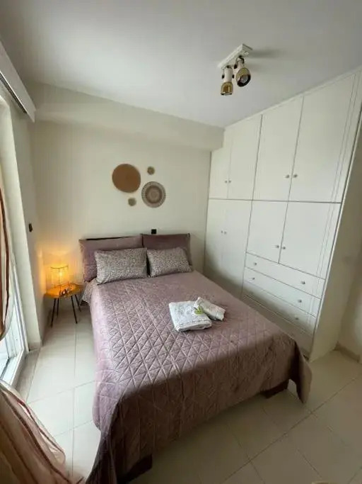 Top roof appartment Oropos 5' beach