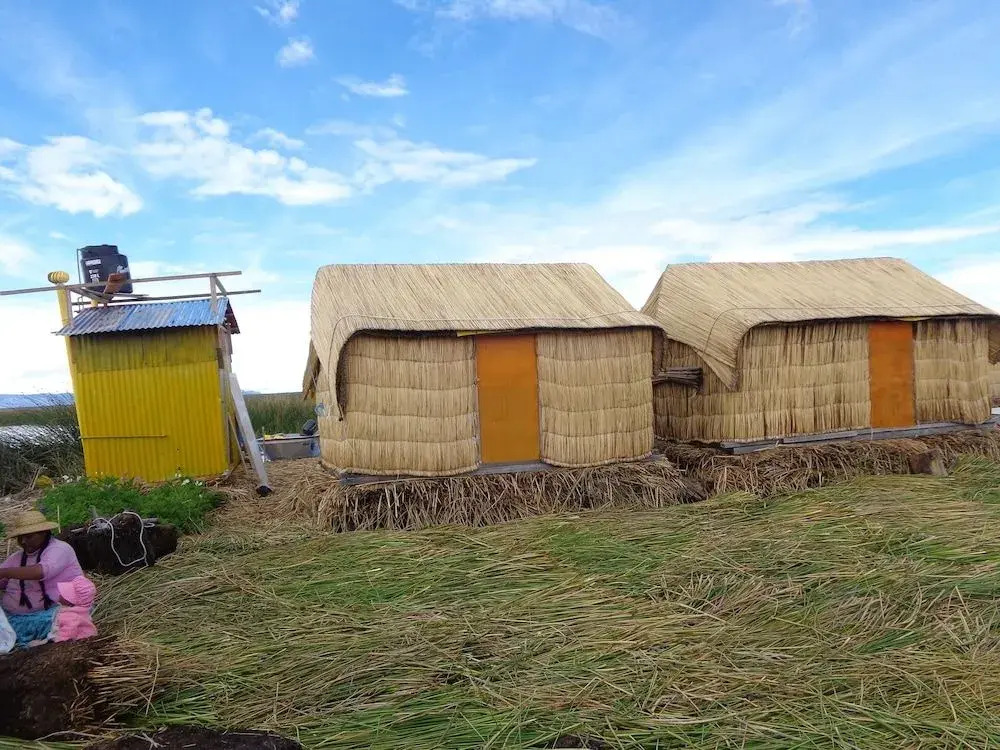 Uros Suma Uro Lodge