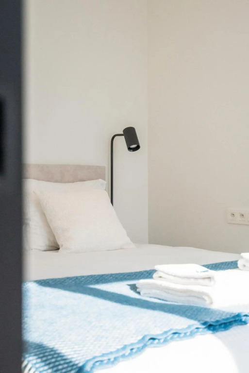 The Waves-Luxurious 3bedroom app w big terrace & garage