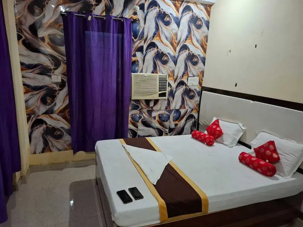 Happy Guest House