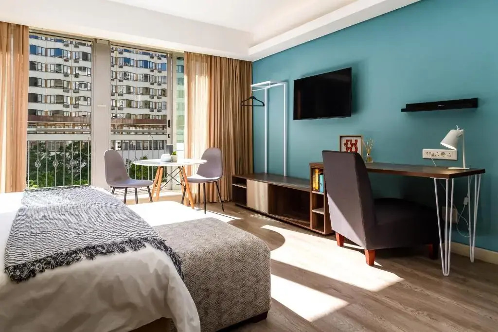 WINK Aparthotel Foreshore
