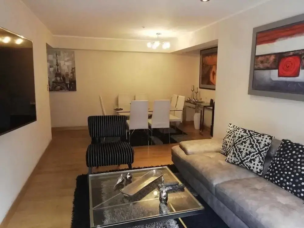Exclusivo departamento miraflores