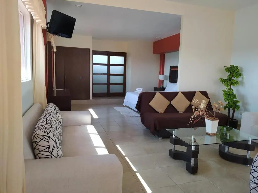 Hotel RENACIMIENTO
