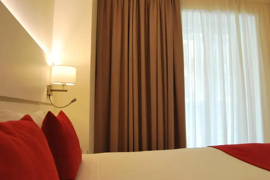 Hotel Pompaelo Plaza del Ayuntamiento & Spa