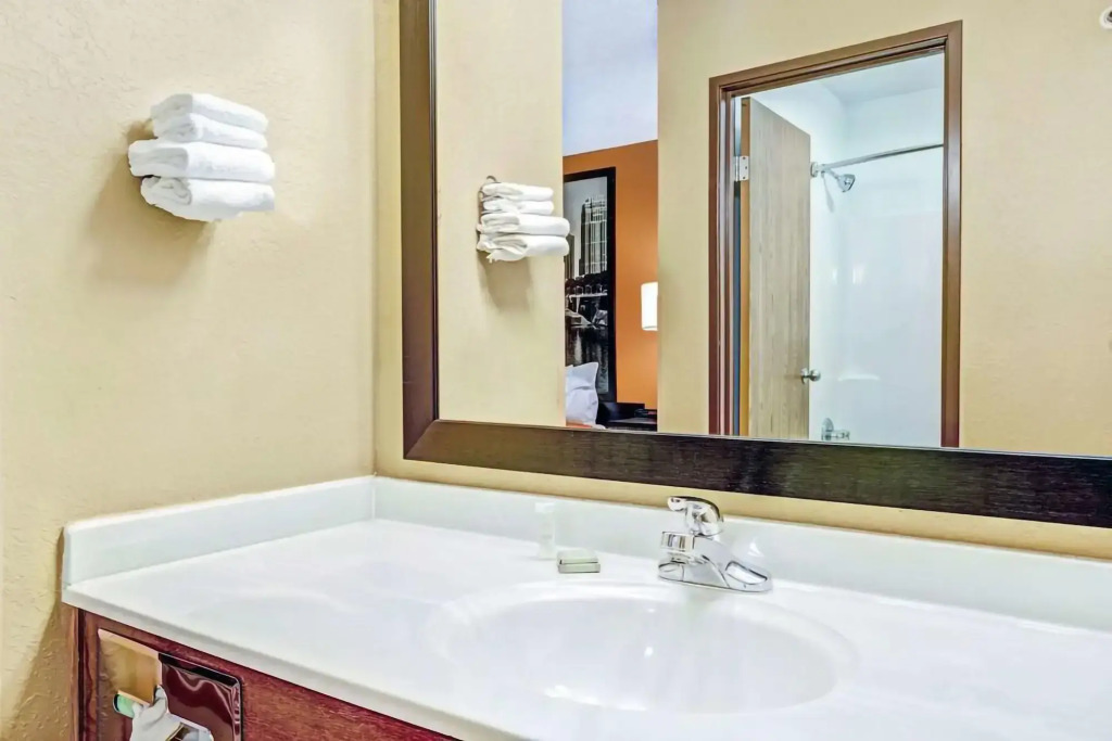 Blaine Town Inn & Suites