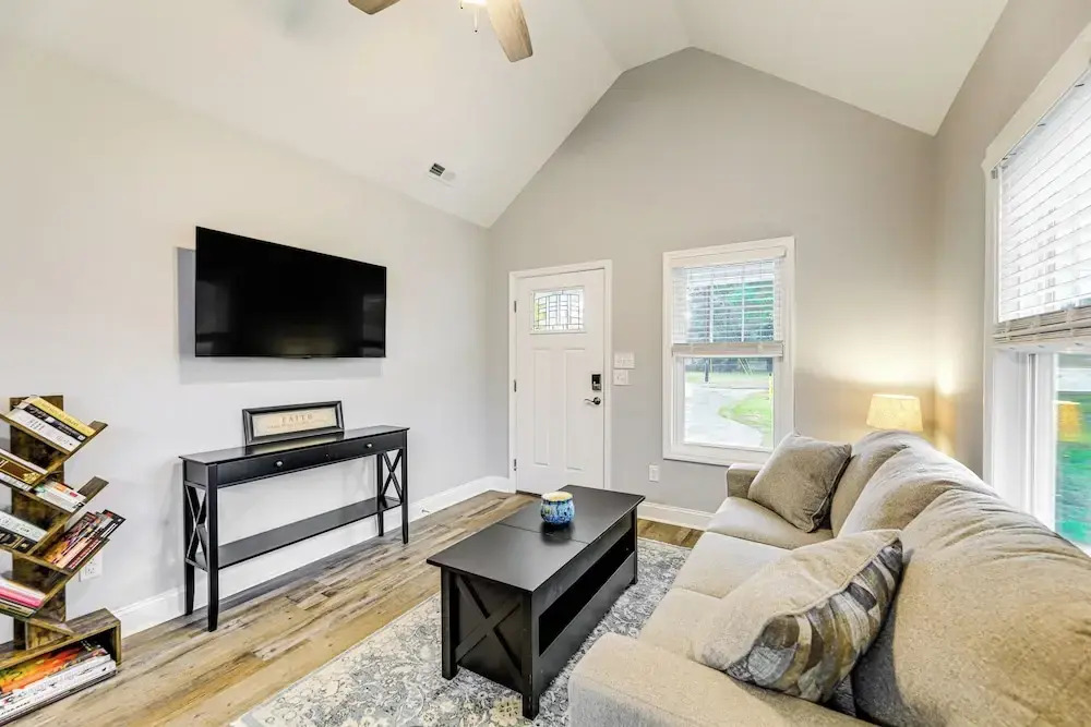 3 Mi to Dtwn: Home w/ Patio & Grill in New Bern