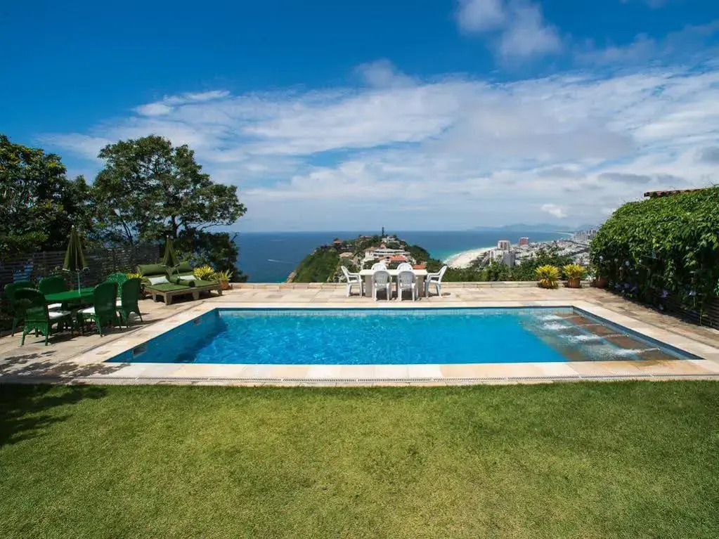 Le Grand Rio - Joatinga beach