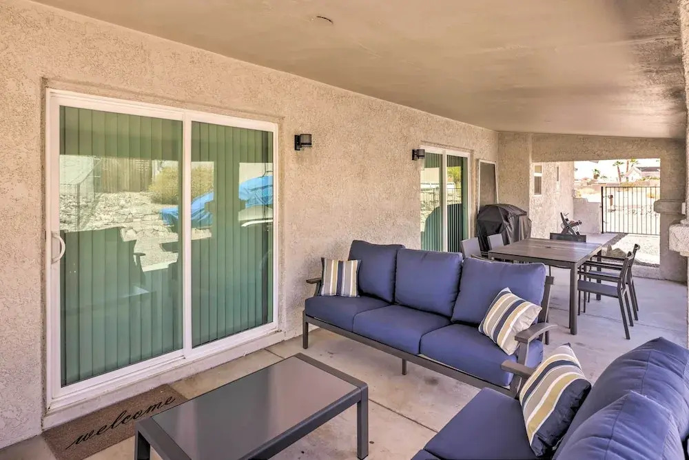 Putting Green, Pool Access: Lake Havasu City Home!