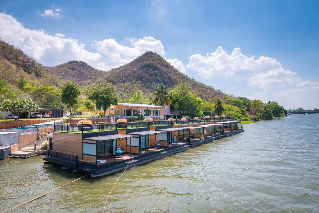 Blueskyraft resort