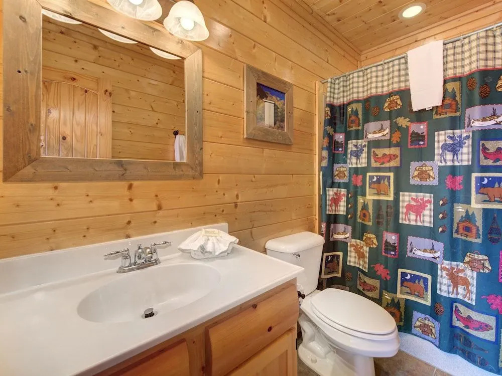 Moonlight Lodge