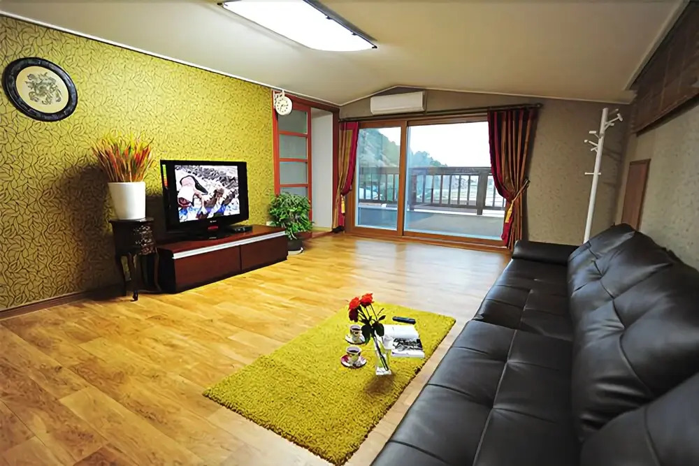 Yeongdeok Green Garden Pension