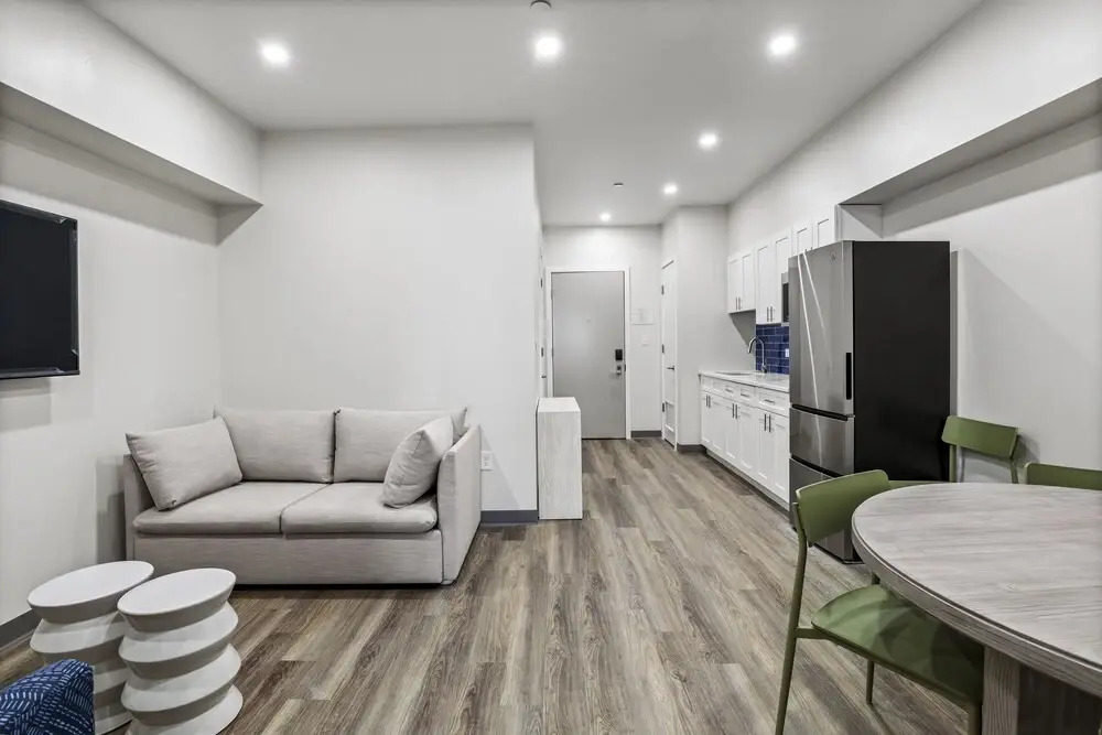 Seaport Suites