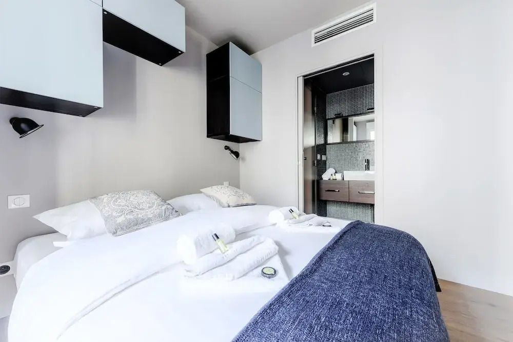 Comfortable Apartment Next to Malesherbes - Very Calm