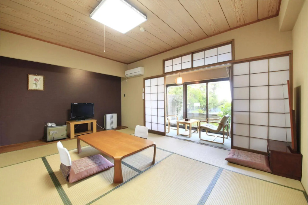Izuajiro-onsen Shoufuen