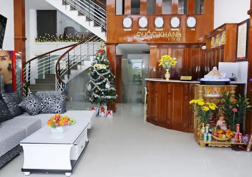 Quốc Khánh Hotel