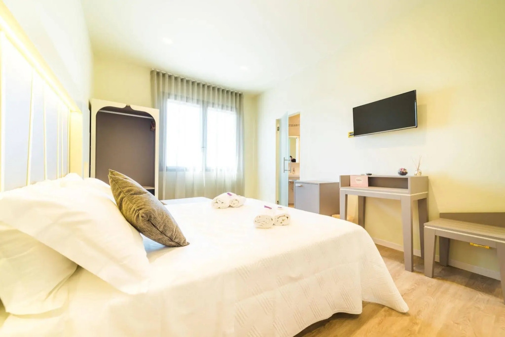 Hotel Calaluna
