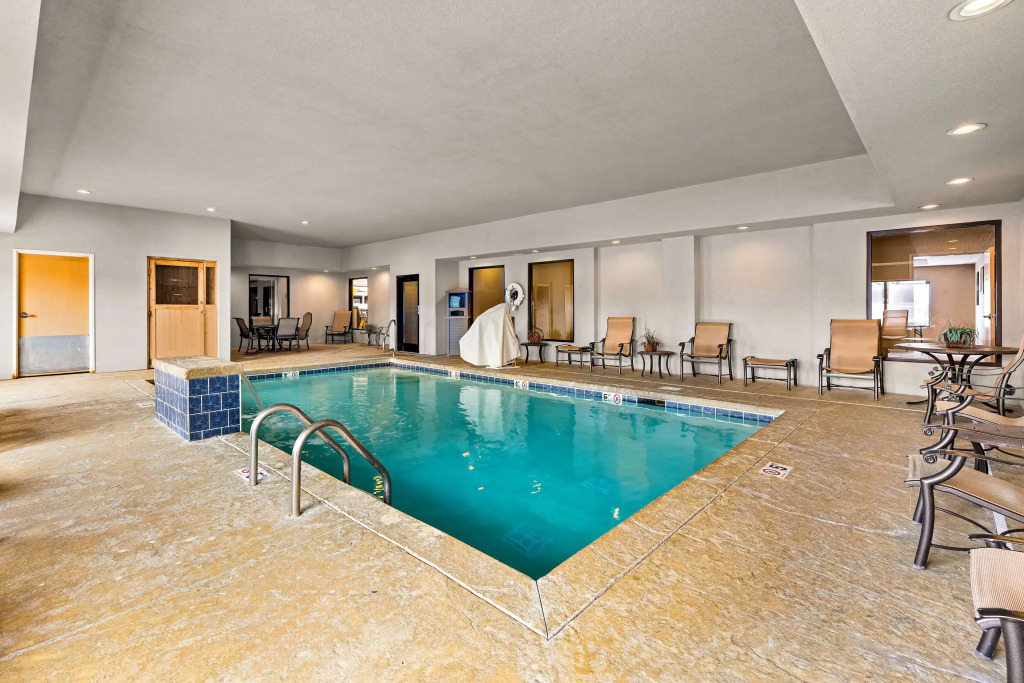 Sonesta Essential Indianapolis Airport