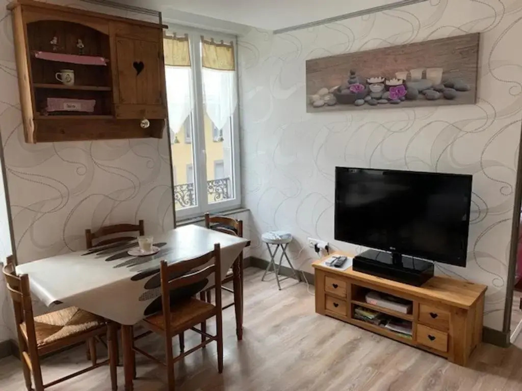 Appartement Mont-Dore, 3 pièces, 4 personnes - FR-1-415-99